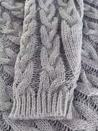 ISLA – CHUNKY KNIT HOODED SWEATER