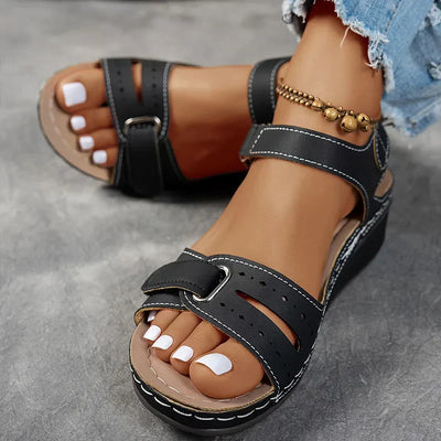 Cynthia | Sleek Orthopedic Sandals